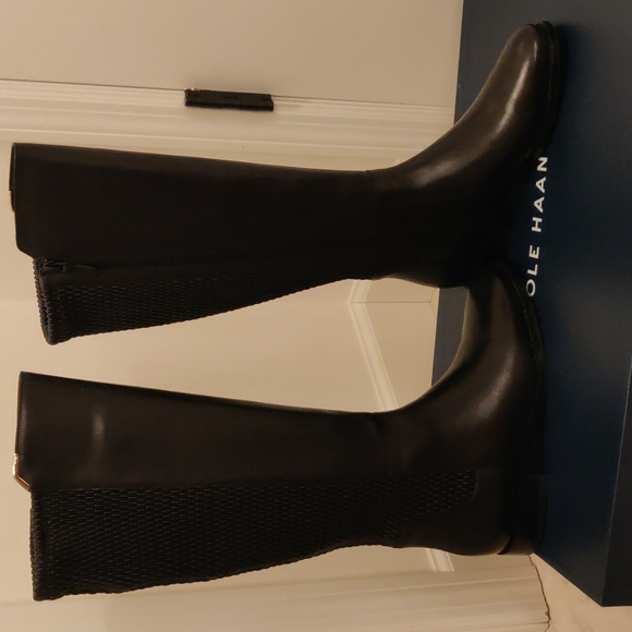 Cole Haan Woman's Rockland Black Leather Riding Boots sz.6.5B - Picture 2 of 9